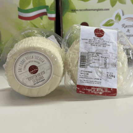 Dettagli ricotta salata